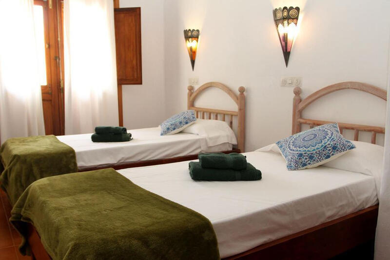 6 спальная комната Дом в пещере продается