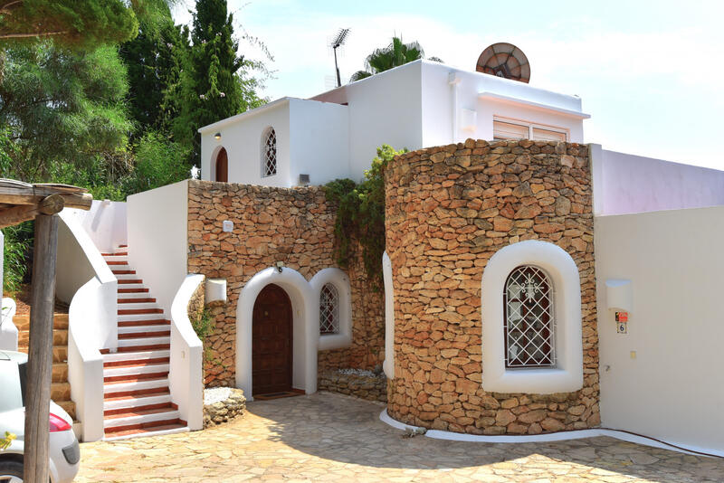 4 bedroom Villa for sale