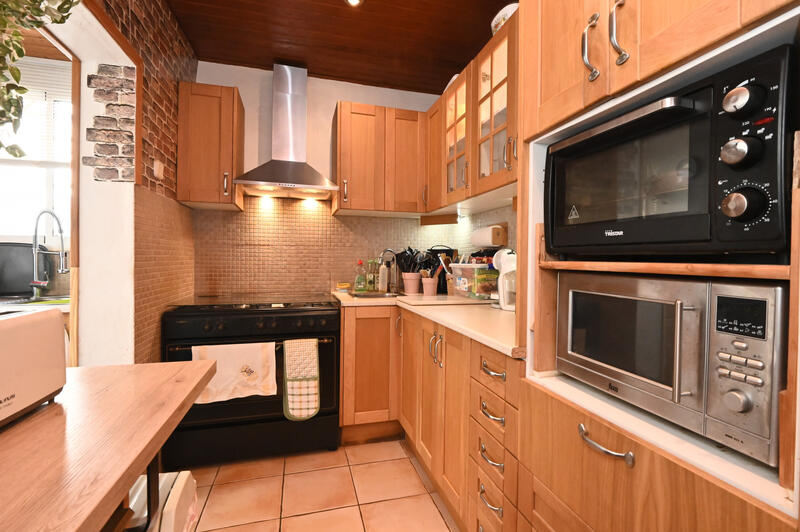 2 Cuarto Casa Cueva en venta