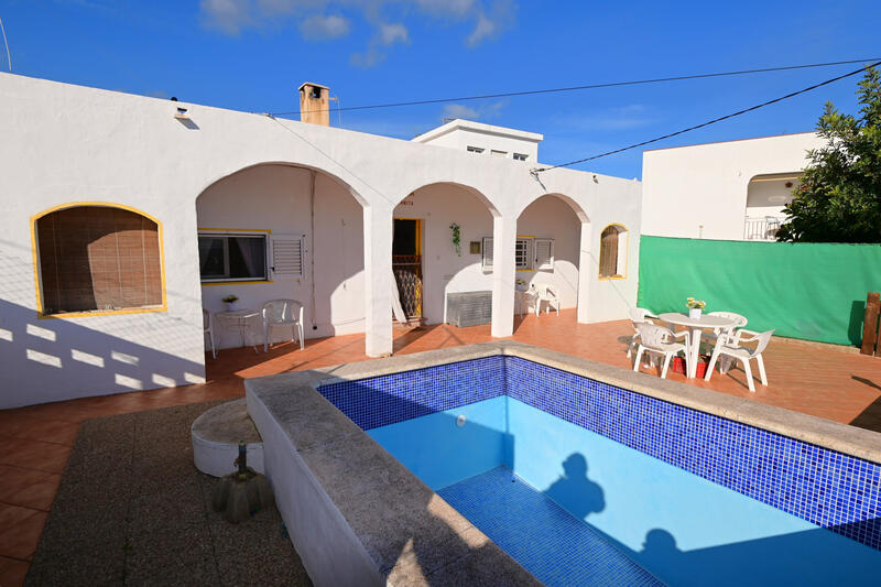 2 Cuarto Casa Cueva en venta