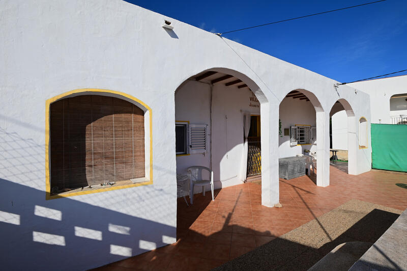 2 Cuarto Casa Cueva en venta