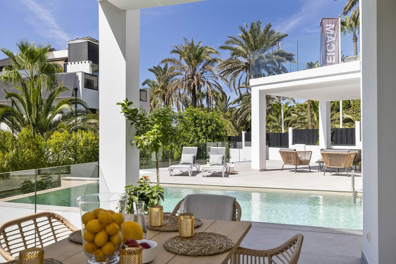 5 bedroom Villa for sale