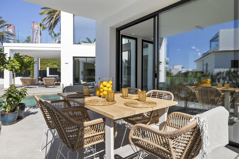 5 bedroom Villa for sale