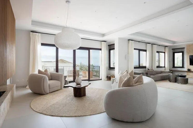 6 soverom Villa til salgs