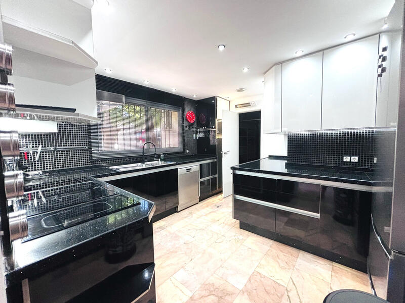 3 bedroom Cave House for sale