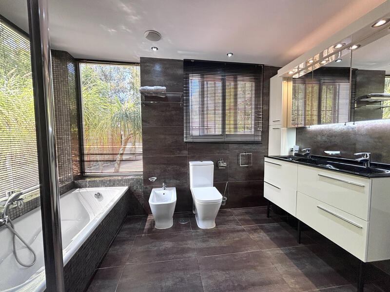 3 bedroom Cave House for sale