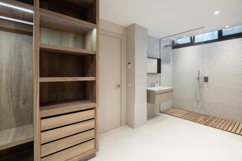 6 bedroom Villa for sale 6 bedroom Villa for sale