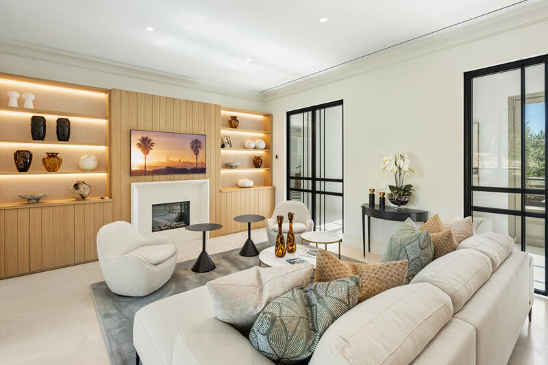 6 спальная комната вилла продается