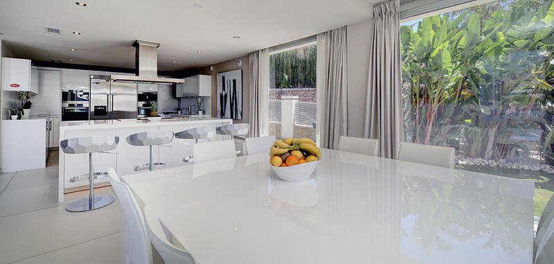 5 slaapkamer Villa Te koop 5 slaapkamer Villa Te koop