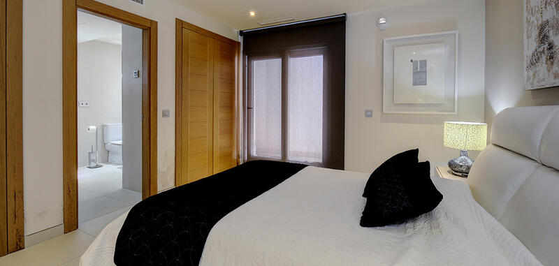 5 slaapkamer Villa Te koop 5 slaapkamer Villa Te koop