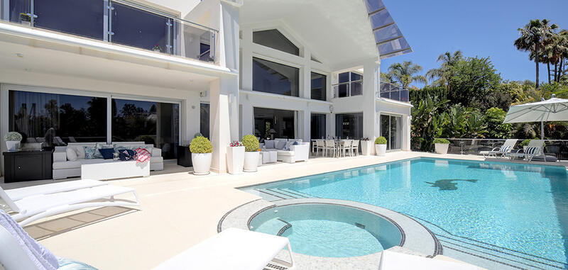 5 slaapkamer Villa Te koop 5 slaapkamer Villa Te koop