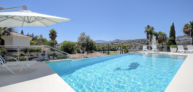 5 slaapkamer Villa Te koop 5 slaapkamer Villa Te koop