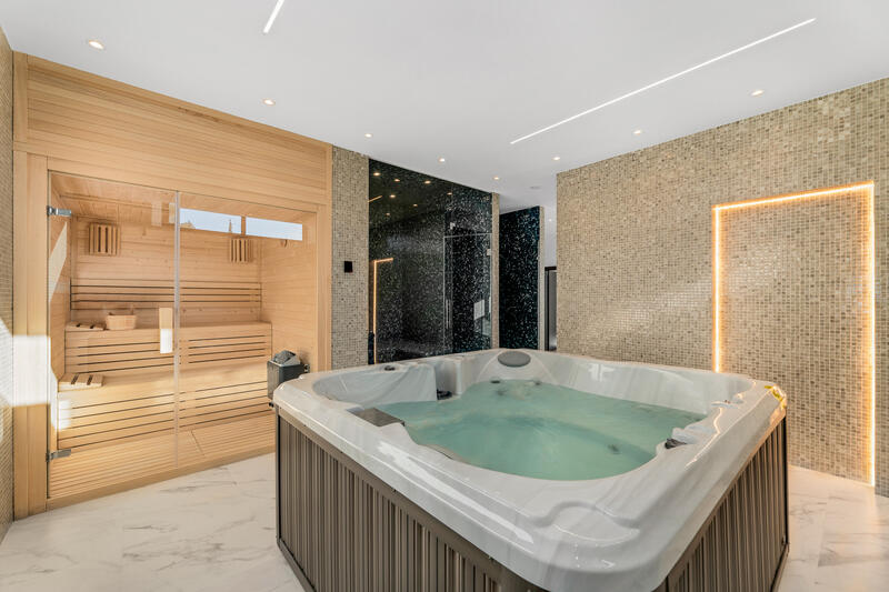 6 sovrum Villa till salu