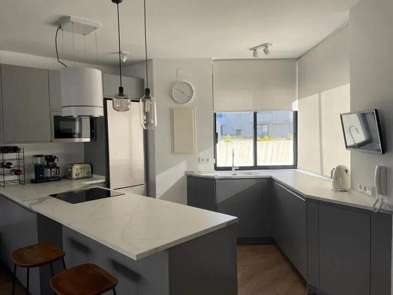 3 Cuarto Dúplex en venta