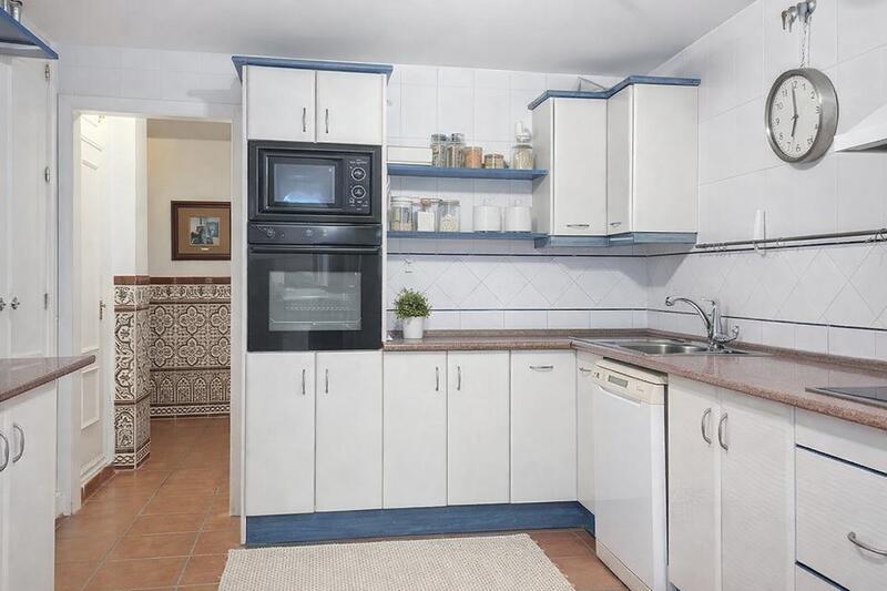 5 спальная комната Деревенский Дом продается