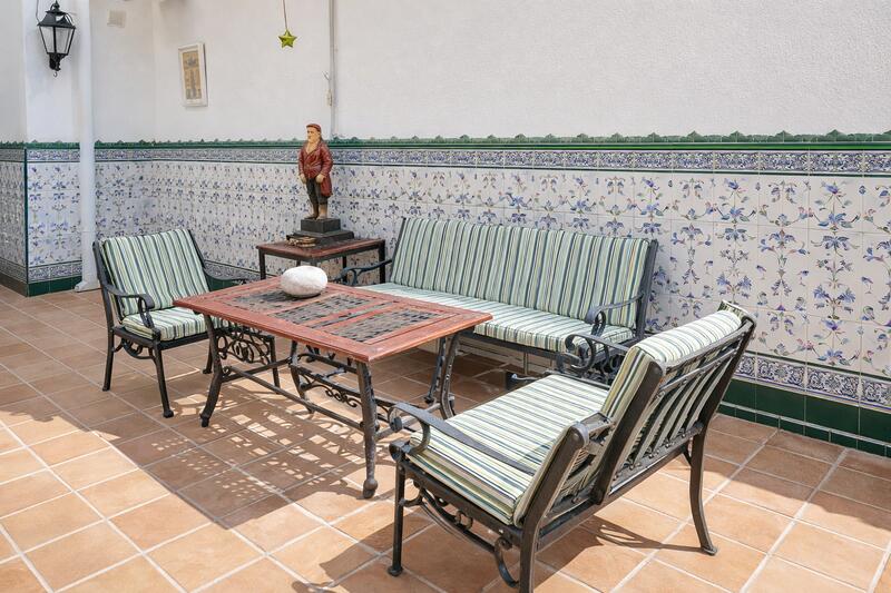 5 спальная комната Деревенский Дом продается