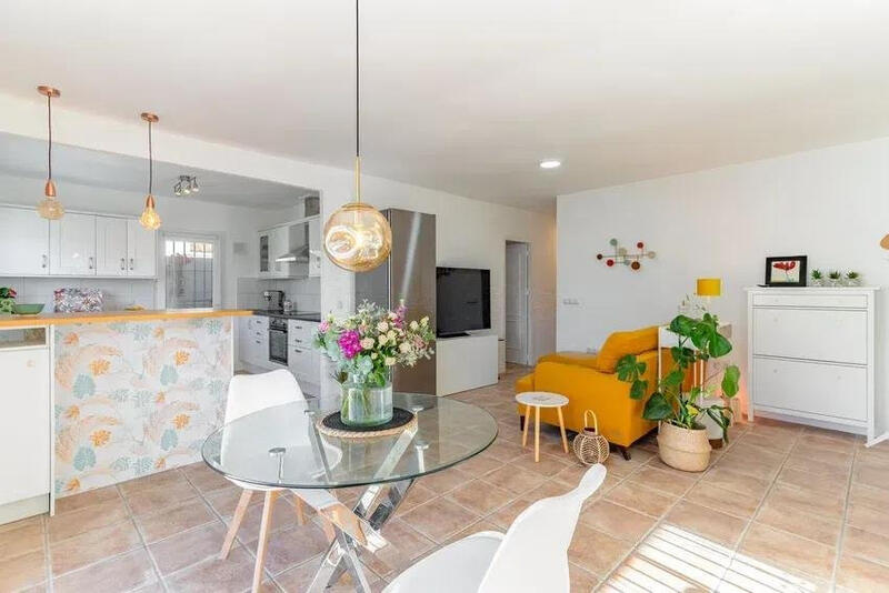 4 спальная комната Дом в пещере продается