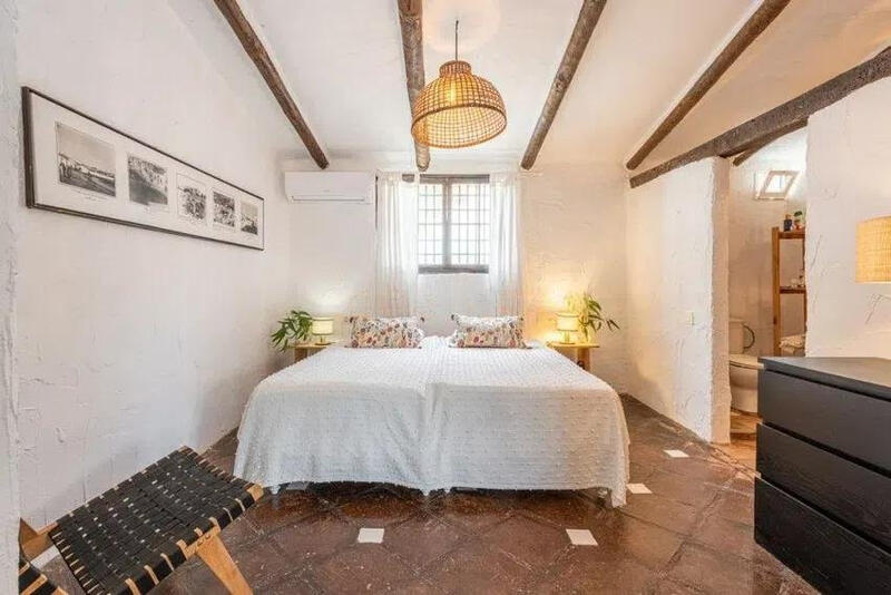 8 bedroom Country House for sale