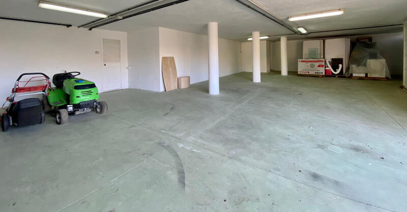 5 bedroom Villa for sale