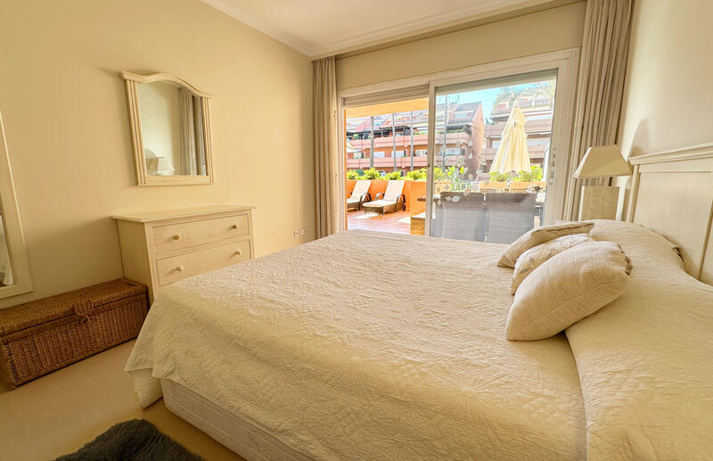 2 slaapkamer Appartement Te koop 2 slaapkamer Appartement Te koop