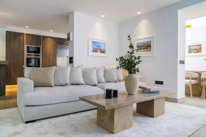 6 спальная комната вилла продается