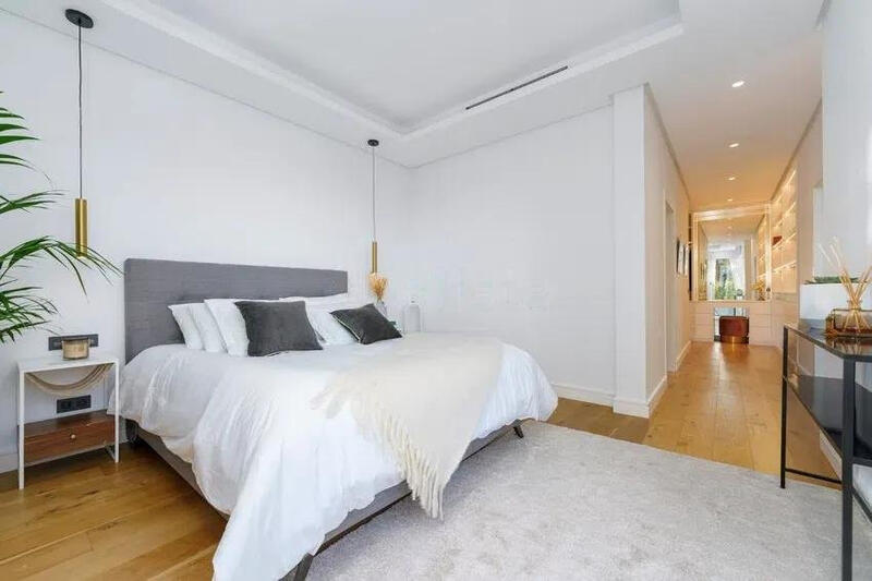 6 спальная комната вилла продается