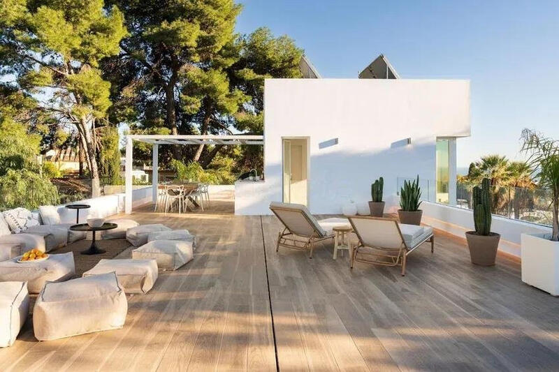 6 спальная комната вилла продается