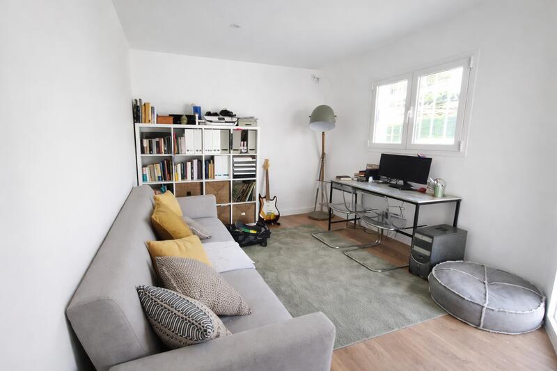 2 спальная комната Деревенский Дом продается