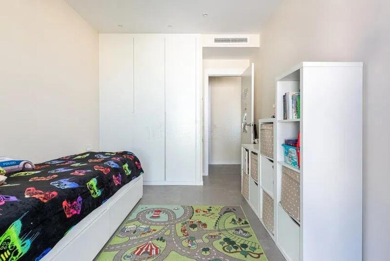 2 спальная комната квартира продается