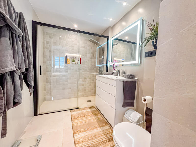 2 спальная комната квартира продается