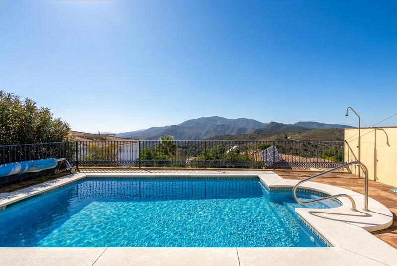 3 Cuarto Casa de Campo en venta