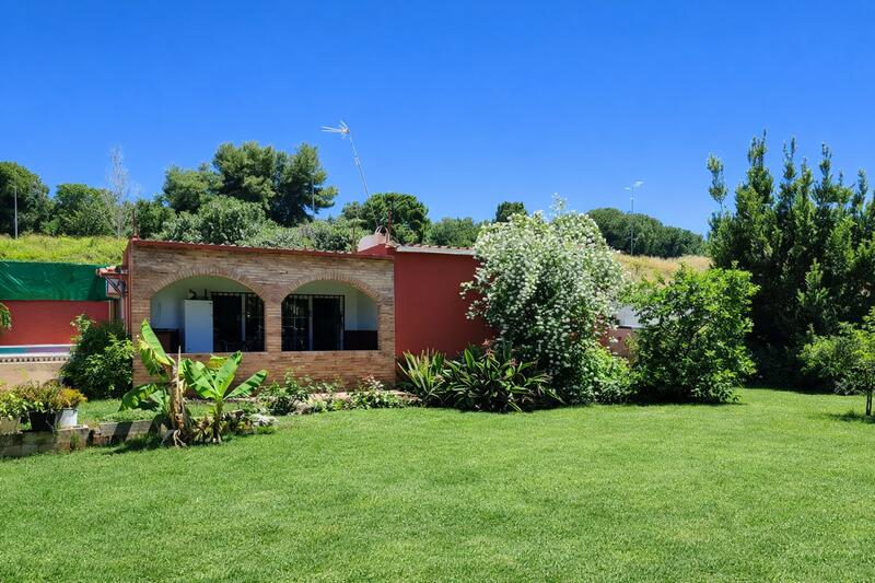 Casa Cueva en venta en San Pedro de Alcantara, Málaga