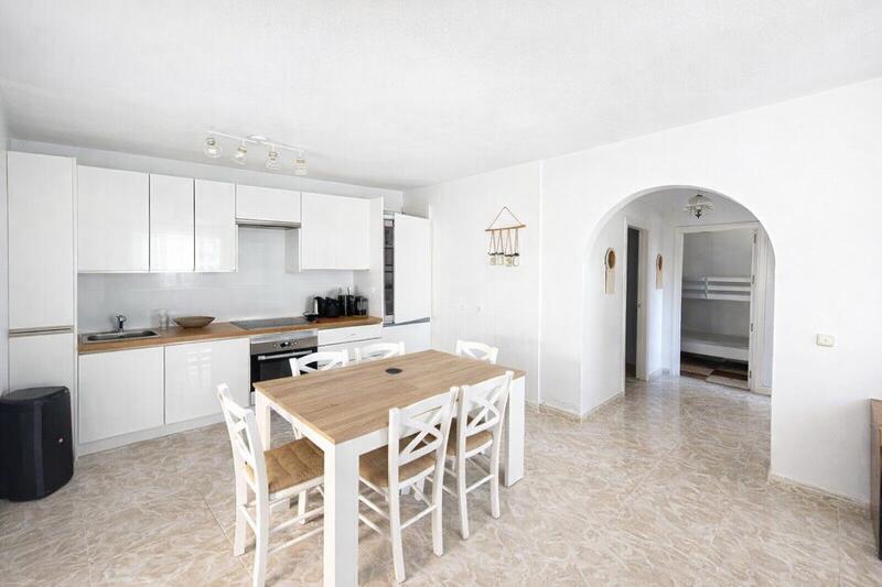 9 Cuarto Villa en venta