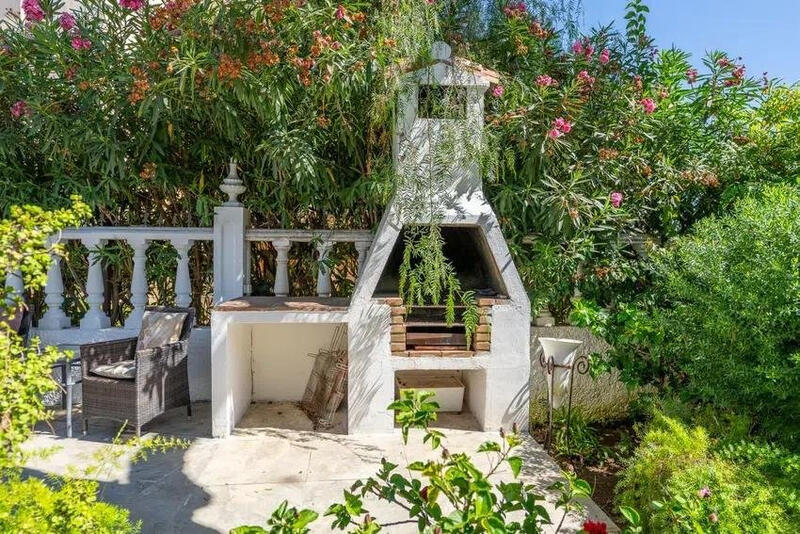 4 Cuarto Villa en venta