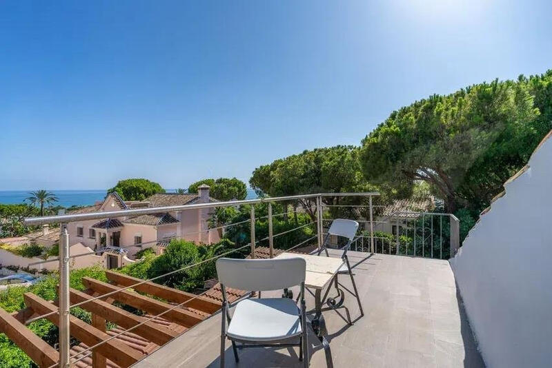 4 Cuarto Villa en venta