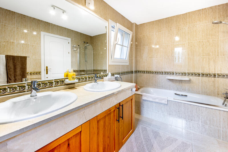 3 спальная комната квартира продается 3 спальная комната квартира продается