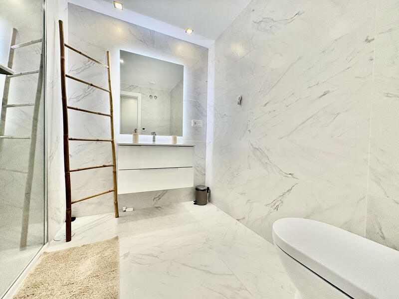 3 sovrum Lägenhet till salu