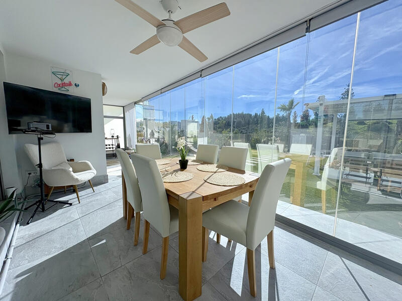 3 спальная комната квартира продается