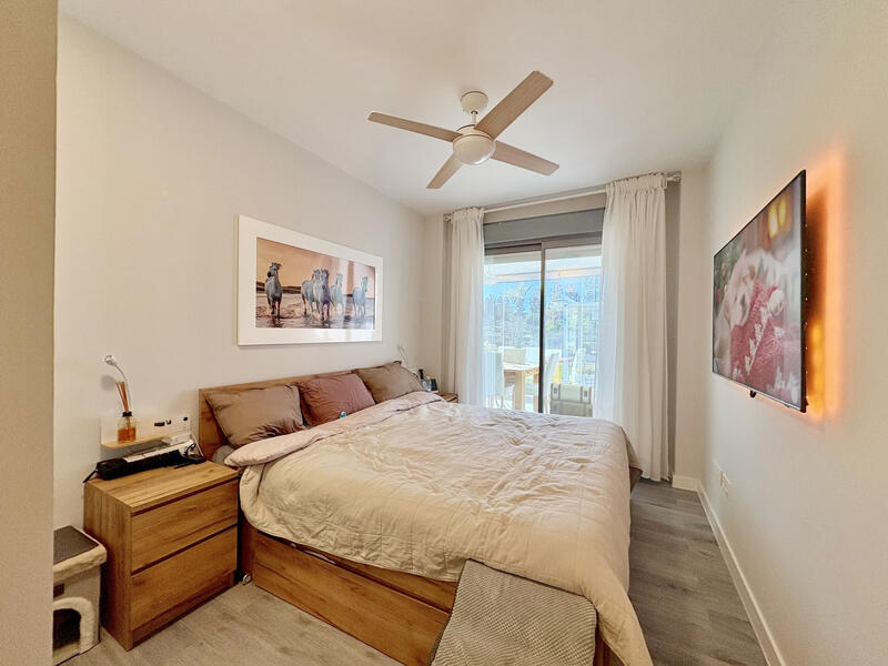 3 спальная комната квартира продается