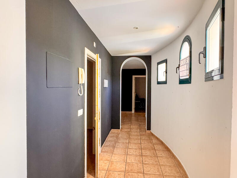 3 спальная комната квартира продается 3 спальная комната квартира продается