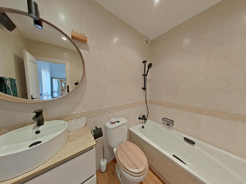 2 bedroom Townhouse for sale