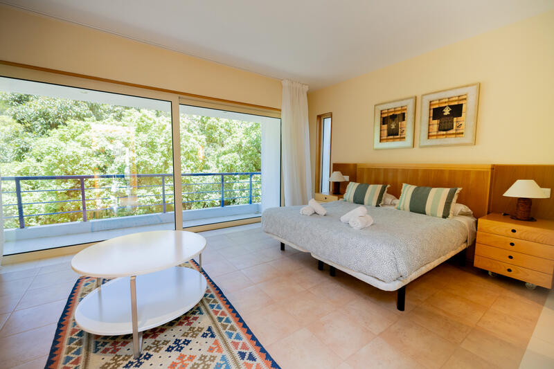 6 bedroom Villa for sale