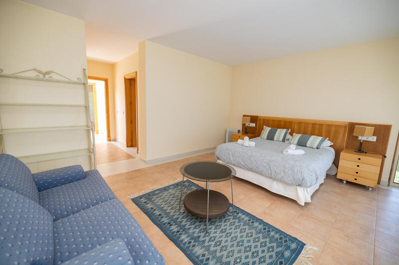 6 bedroom Villa for sale