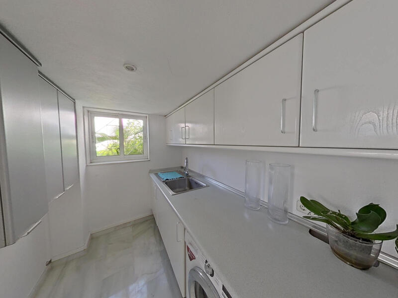 4 bedroom Country House for sale