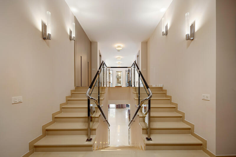 6 bedroom Apartment for sale