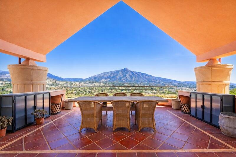 5 bedroom Duplex for sale