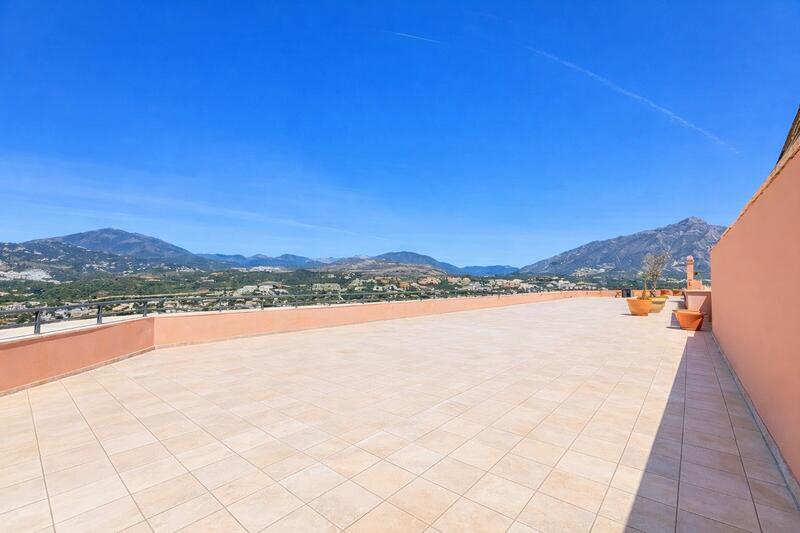 5 bedroom Duplex for sale