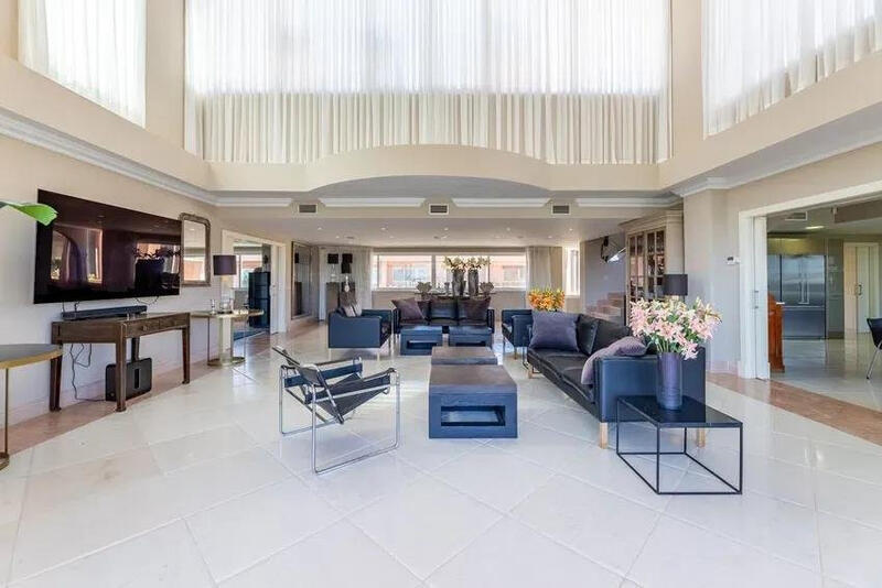 5 bedroom Duplex for sale