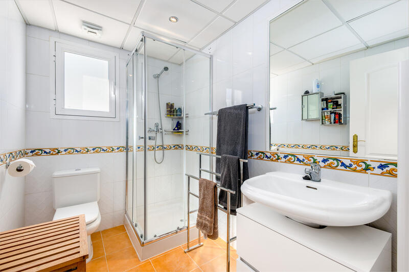 2 Cuarto Adosado en venta