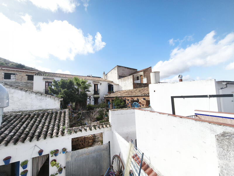 2 bedroom Country House for sale